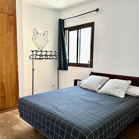 Апартаменты Pambnb - Charming Seaview